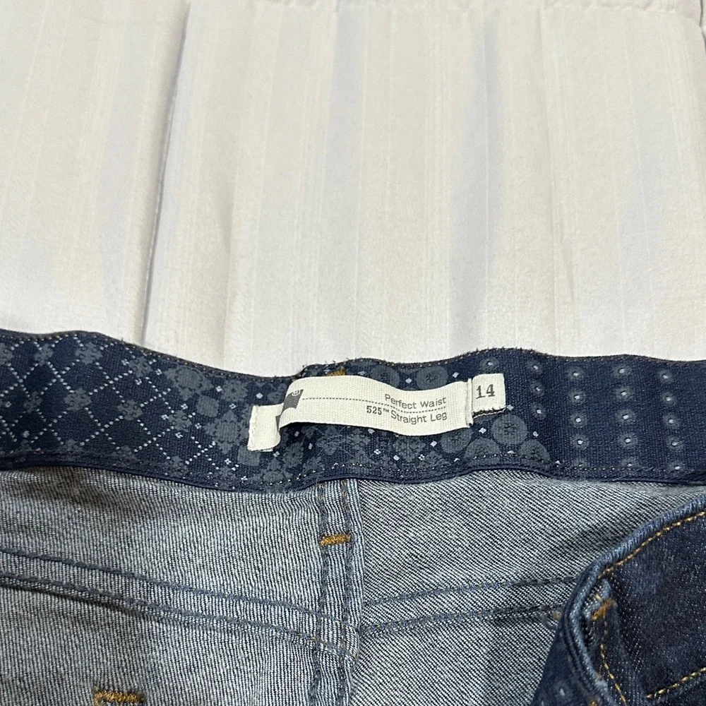 Perfect waist 525 straight leg Levi's Denim Jeans (J308) - Picture 3 of 6